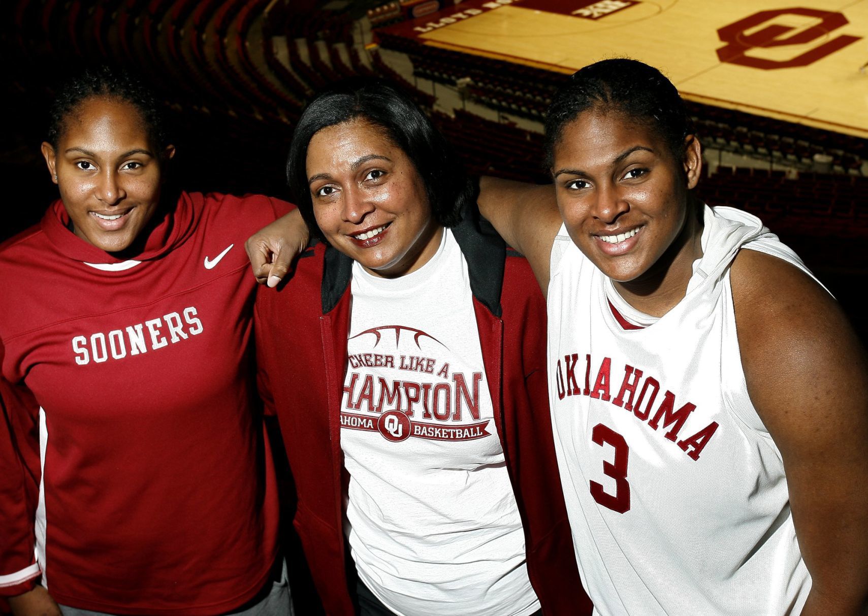 Courtney Paris returning to OU